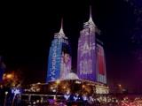 上海灯箱媒体广告投放形式，上海环球港双子座大厦LED屏幕广告价格及折扣